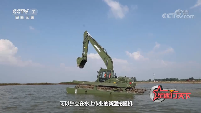 水陆两用挖掘机亮相央视！乐投网站智能应急救援“猛将”出战
