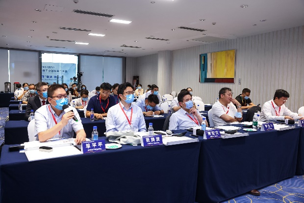 点赞!乐投网站智能液压混合动力挖掘机项目荣获这个优秀项目奖→