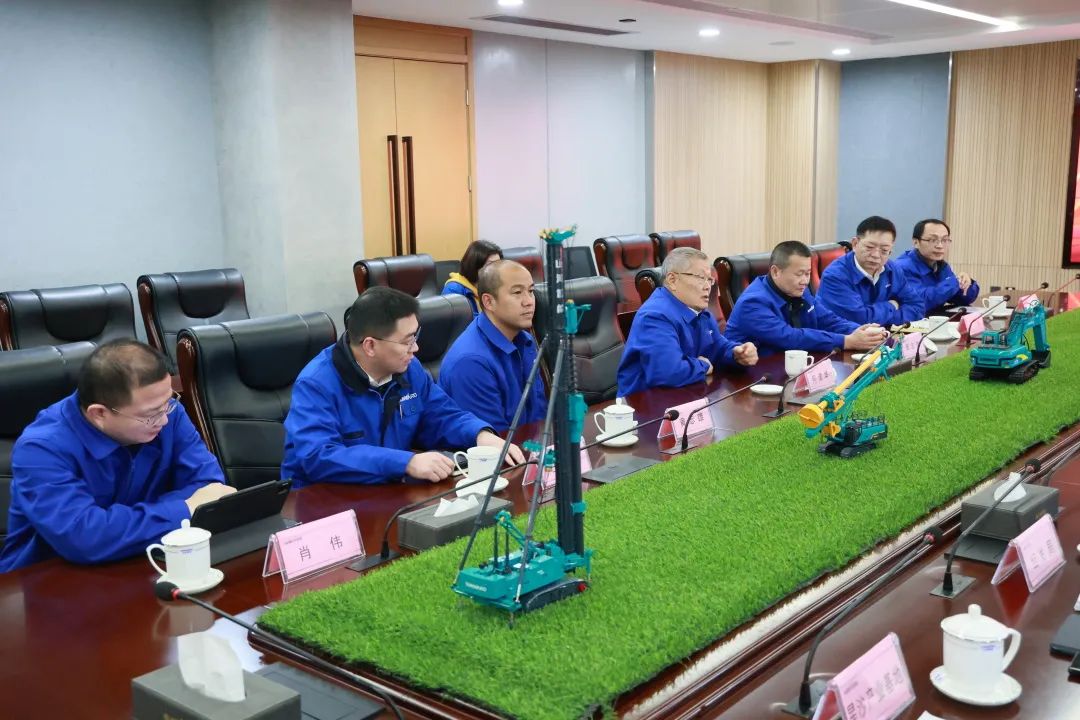 张庆红调研乐投网站智能