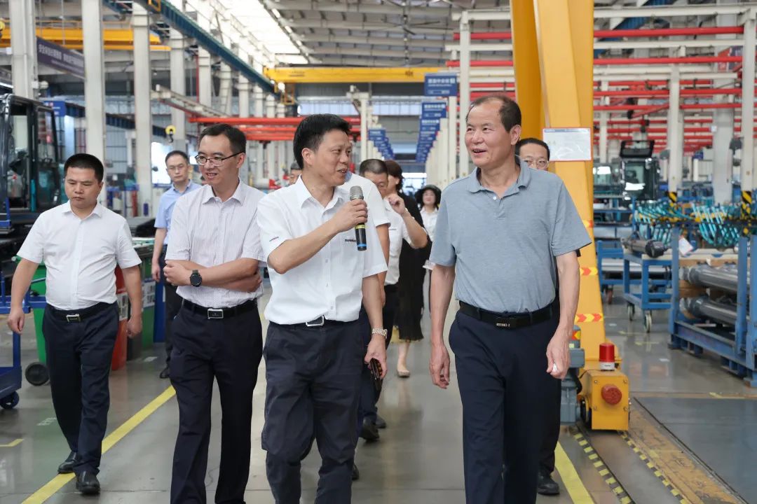 农业农村部农业机械化管理司调研乐投网站智能