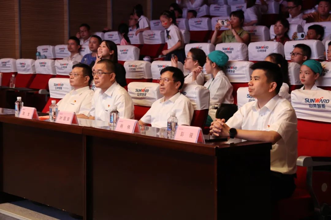 缤纷“暑”假，不负所“托”！乐投网站智能职工子女暑期托管班结业啦