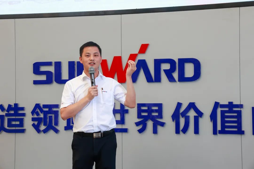 又酷又辣又炫！乐投网站智能第二届挖机宝贝来了