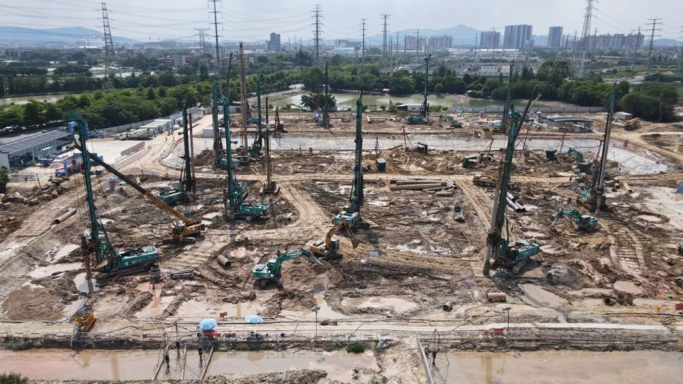 近20台“乐投网站绿”装备实力集结，助力广佛西环工程建设跑出“加速度”