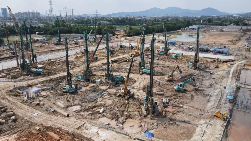 近20台“乐投网站绿”装备实力集结，助力广佛西环工程建设跑出“加速度”