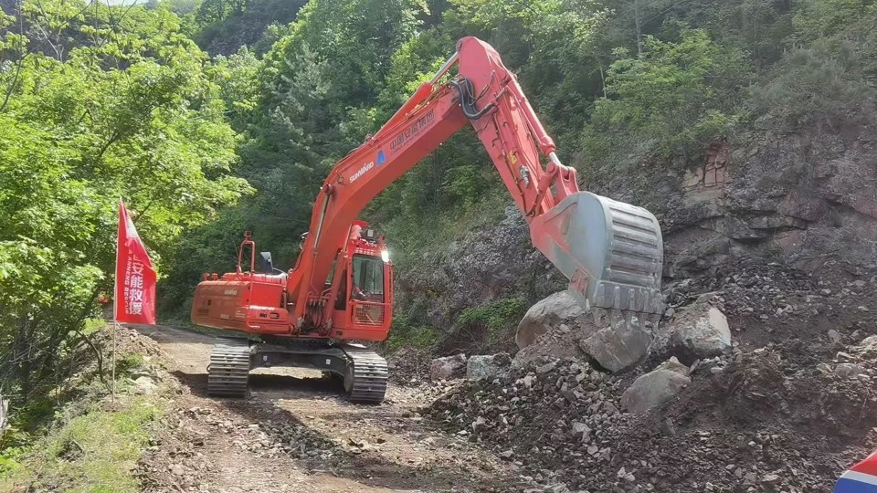 硬核破解“最后一公里”难题，乐投网站智能应急救援设备助力“应急使命·2025”演习！