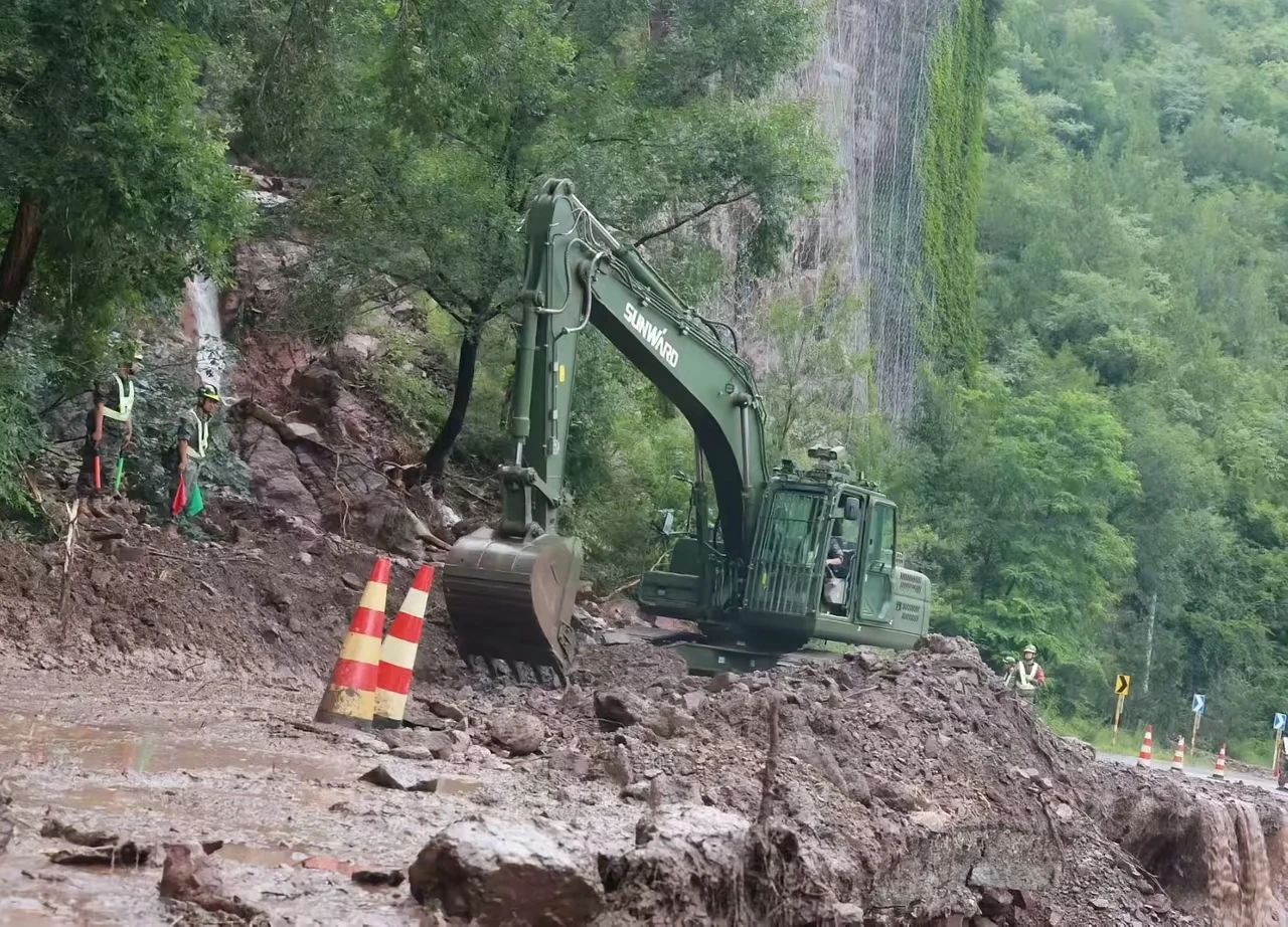 关注！乐投网站智能应急救援装备助力武警冲锋北京暴雨抢险救灾一线！